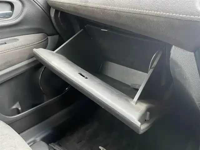 ホンダ ヴェゼル 埼玉県 2017(平29)年 7.8万km クリスタルブラックパール ・純正ディーラーナビ/・バックカメラ　/・クルーズコントロール/・パドルシフト/・ハーフレザー/・純正アルミホイール/・ETC