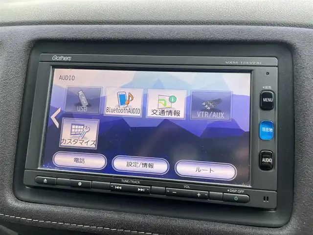 ホンダ ヴェゼル 埼玉県 2017(平29)年 7.8万km クリスタルブラックパール ・純正ディーラーナビ/・バックカメラ　/・クルーズコントロール/・パドルシフト/・ハーフレザー/・純正アルミホイール/・ETC