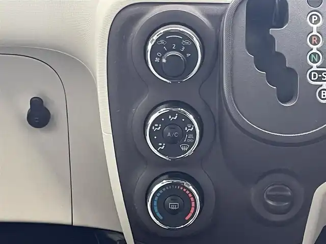 トヨタ スペイド F 宮城県 2014(平26)年 5.7万km シトラスマイカメタリック 4WD/社外ＳＤナビ/（ＦＭ／ＡＭ／ＣＤ／ＤＶＤ／Ｂｌｕｅｔｏｏｔｈ）　/ワンセグテレビ　/片側パワースライドドア　/オート４ＷＤモード　/横滑り防止装置　/フロントワイパーデアイサー　/ライトレベライザー/リモコンキー　/ＥＴＣ　/バックカメラ/ドライブレコーダー（前方）/スタッドレスタイヤスチールホイール付き/（175/65R15）