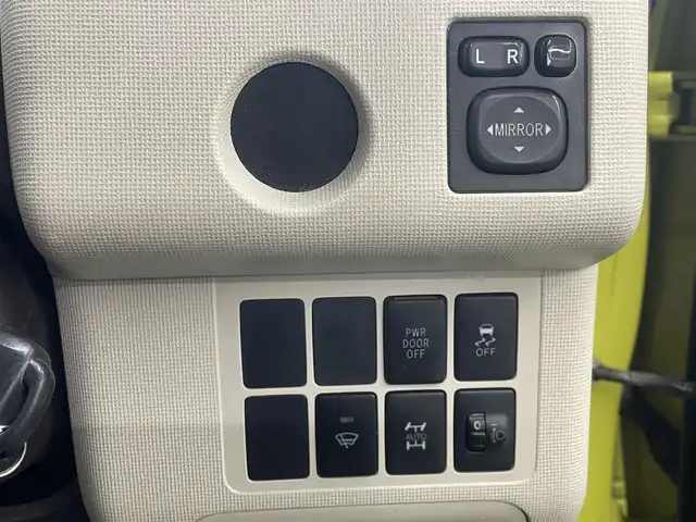 トヨタ スペイド F 宮城県 2014(平26)年 5.7万km シトラスマイカメタリック 4WD/社外ＳＤナビ/（ＦＭ／ＡＭ／ＣＤ／ＤＶＤ／Ｂｌｕｅｔｏｏｔｈ）　/ワンセグテレビ　/片側パワースライドドア　/オート４ＷＤモード　/横滑り防止装置　/フロントワイパーデアイサー　/ライトレベライザー/リモコンキー　/ＥＴＣ　/バックカメラ/ドライブレコーダー（前方）/スタッドレスタイヤスチールホイール付き/（175/65R15）