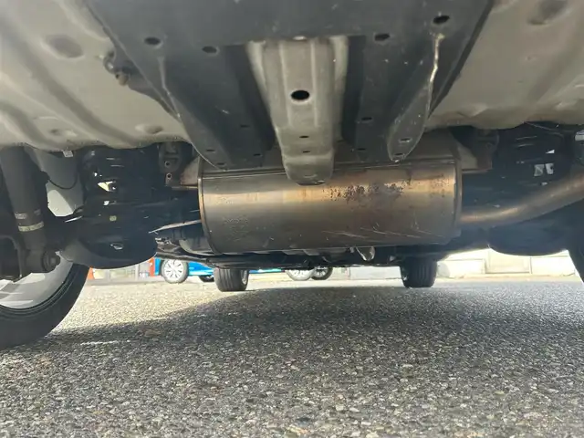 トヨタ ヴォクシー ZS 新潟県 2013(平25)年 17.8万km ブラック メモリナビ/ワンセグテレビ/バックカメラ/ウィンカーミラー/ドアバイザー/プッシュスタート/片側パワースライドドア