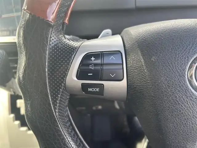 トヨタ ヴォクシー ZS 新潟県 2013(平25)年 17.8万km ブラック メモリナビ/ワンセグテレビ/バックカメラ/ウィンカーミラー/ドアバイザー/プッシュスタート/片側パワースライドドア