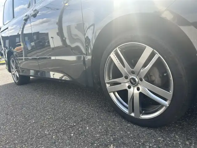 トヨタ ヴォクシー ZS 新潟県 2013(平25)年 17.8万km ブラック メモリナビ/ワンセグテレビ/バックカメラ/ウィンカーミラー/ドアバイザー/プッシュスタート/片側パワースライドドア