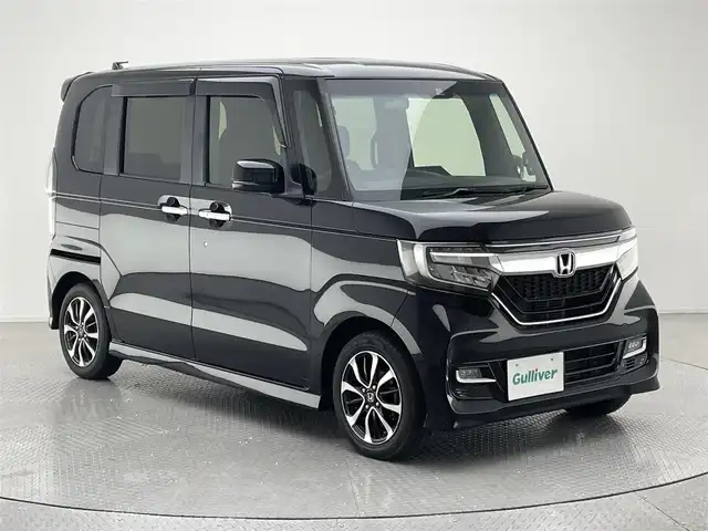 ホンダ Ｎ ＢＯＸ カスタム G L ホンダセンシング 兵庫県 2018(平30)年 5.1万km クリスタルブラックパール ・社外SDナビ/・CD/DVD/SD/BT/フルセグTV/・バックカメラ/・追従クルーズコントロール/・片側パワースライドドア /・衝突軽減ブレーキ/・レーンキープアシスト/・LEDヘッドライト/・LEDフォグランプ/・オートライト/・シーケンシャルウインカー/・純正14インチアルミホイール/・ステアリングスイッチ/・スマートキー/・プッシュスタート/・社外ドアバイザー
