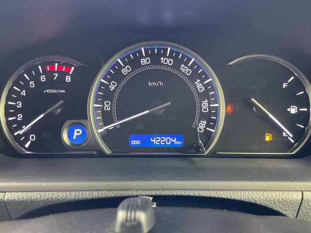 トヨタ エスクァイア Gi 岐阜県 2017(平29)年 4.3万km スパークリングブラックパールクリスタルシャイン 純正フリップダウンモニター/純正9インチSDナビ（NSZT-Y66T)/フルセグ/BT/DVD/USB/HDMI/バックカメラ/ビルトインETC/トヨタセーフティセンスC/・プリクラッシュセーフティシステム/・レーンディパーチャーアラート/・オートマチックハイビーム/クルーズコントロール/アイドリングストップ/合皮シート/前席シートヒーター/両側パワースライドドア/ウッドコンビハンドル/純正15インチAW/サイドバイザー/プッシュスタート/LEDオートライト/フォグランプ/MTモード付AT