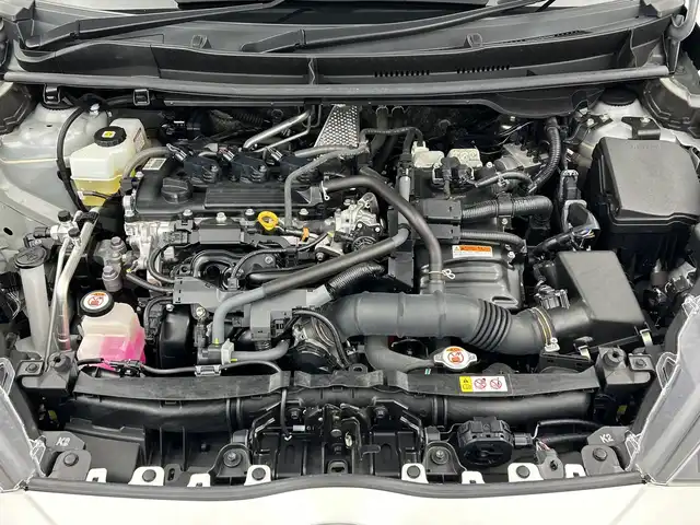 トヨタ ヤリス ハイブリッド Z 三重県 2021(令3)年 2.8万km ホワイトパールクリスタルシャイン /禁煙車//純正ナビ//パノラミックビューモニター//トヨタセーフティセンス//レーダークルーズコントロール//オートマチックハイビーム//プリクラッシュセーフティ//レーントレーシングアシスト//ビルトインETC2.0//前席シートヒーター//ブラインドスポットモニター//ステアリングスイッチ//LEDヘッドライト//オートライト//スマートキー