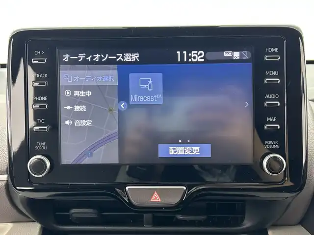 トヨタ ヤリス ハイブリッド Z 三重県 2021(令3)年 2.8万km ホワイトパールクリスタルシャイン /禁煙車//純正ナビ//パノラミックビューモニター//トヨタセーフティセンス//レーダークルーズコントロール//オートマチックハイビーム//プリクラッシュセーフティ//レーントレーシングアシスト//ビルトインETC2.0//前席シートヒーター//ブラインドスポットモニター//ステアリングスイッチ//LEDヘッドライト//オートライト//スマートキー