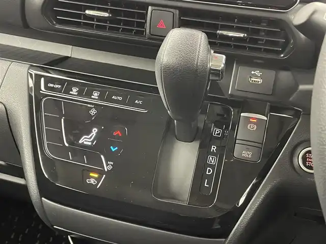 日産 ルークス HWS Gターボ プロパイロットED 埼玉県 2022(令4)年 0.3万km アメジストパープル 純正９インチナビ　アラウンドビューモニター　ドライブレコーダー　プロパイロット　レーダークルーズコントロール　純正アルミホイール　両側パワースライドドア　スマートキー　ＬＥＤヘッドライト　地デジＴＶ