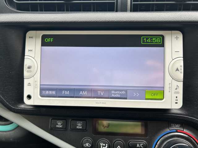 トヨタ アクア S 富山県 2013(平25)年 15.4万km クールソーダメタリック ワンオーナー/スマートキー×２/純正メモリーナビ(NSCP-W62)/CD/BT/ワンセグTV/バックカメラ/ETC/前席シートヒーター/前後ドラレコ(ZDR017)/LEDヘッドライト/プッシュスタート/純正フロアマット/オートライト/横滑り防止装置/ステアリングスイッチ/電格ウィンカーミラー/ヘッドライトレベライザー/ドアバイザー/ナノイー/保証書・取説・ナビ取説