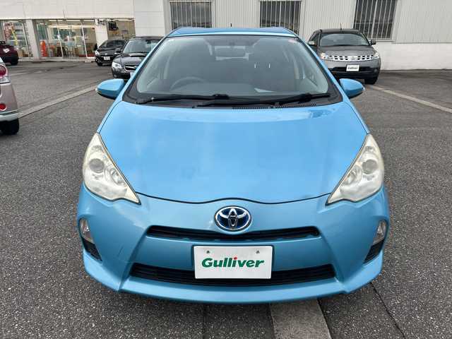 トヨタ アクア S 富山県 2013(平25)年 15.4万km クールソーダメタリック ワンオーナー/スマートキー×２/純正メモリーナビ(NSCP-W62)/CD/BT/ワンセグTV/バックカメラ/ETC/前席シートヒーター/前後ドラレコ(ZDR017)/LEDヘッドライト/プッシュスタート/純正フロアマット/オートライト/横滑り防止装置/ステアリングスイッチ/電格ウィンカーミラー/ヘッドライトレベライザー/ドアバイザー/ナノイー/保証書・取説・ナビ取説