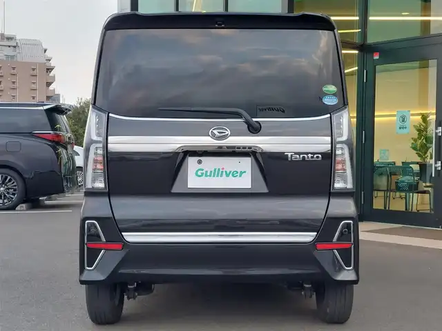 ダイハツ タント カスタム X 東京都 2021(令3)年 4.8万km ブラックマイカメタリック 純正ナビ/フルセグTV/シートヒーター/ハーフレザーシート/両側パワースライドドア/スマートアシスト/衝突軽減ブレーキ/レーンキープアシスト/先行車発進お知らせ/コーナーセンサー/アイドリングストップ/スマートキー/LEDヘッドライト/フォグ/純正14インチアルミホイール