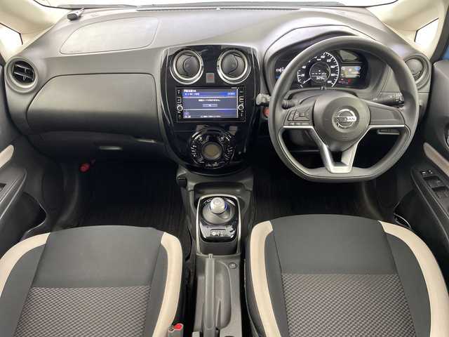 日産 ノート e－パワー X 岐阜県 2017(平29)年 4.5万km ソニックブルー 純正ナビ/　(AM/FM/CD/DVD/Bluetooth/フルセグTV)/アラウンドビューモニター/デジタルインナーミラー/エマージェンシーブレーキ/レーンキープアシスト/コーナーセンサー/ドライブレコーダー/ETC/LEDヘッドライト/オートライト/純正フロアマット/純正ドアバイザー