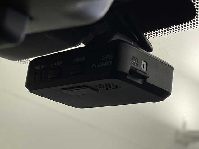 日産 ノート e－パワー X 岐阜県 2017(平29)年 4.5万km ソニックブルー 純正ナビ/　(AM/FM/CD/DVD/Bluetooth/フルセグTV)/アラウンドビューモニター/デジタルインナーミラー/エマージェンシーブレーキ/レーンキープアシスト/コーナーセンサー/ドライブレコーダー/ETC/LEDヘッドライト/オートライト/純正フロアマット/純正ドアバイザー