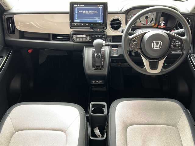 ホンダ Ｎ ＯＮＥ オリジナル 静岡県 2024(令6)年 1.9万km プラチナホワイトパール 純正ナビ/フルセグ/Bluetooth/ipod/USB/AM/FM/主要装備/・純正ナビ　/・レーダークルーズコントロール　/・ドライブレコーダー　/・スマートキー　/・バックカメラ　/・ＥＴＣ　/・ステアリングリモコン　/・オートホールド　/・レーンキープ　/・ホンダセンシング　/・ＬＥＤヘッドライト　/・スペアキー/・純正ホイールキャップ/・純正フロアマット/・ハーフレザーシート/・プッシュスタート/・横すべり防止装置/・衝突軽減システム
