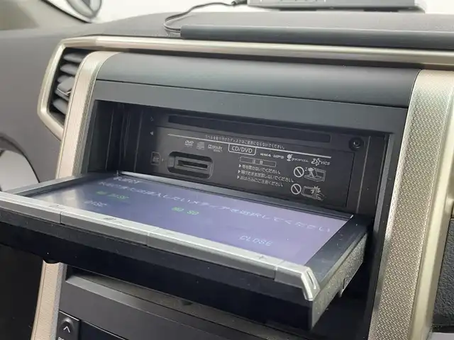 トヨタ ヴェルファイア 2．4Z ゴールデンアイズ 群馬県 2013(平25)年 8万km ホワイトパールクリスタルシャイン フリップダウンモニター　純正８インチナビ　バックカメラ　両側パワースライドドア　クルーズコントロール　ＨＩＤオートライト　ハーフレザーシート　オットマン　パワーバックドア　スマートキー　ＥＴＣ　禁煙車