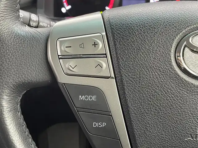 トヨタ ヴェルファイア 2．4Z ゴールデンアイズ 群馬県 2013(平25)年 8万km ホワイトパールクリスタルシャイン フリップダウンモニター　純正８インチナビ　バックカメラ　両側パワースライドドア　クルーズコントロール　ＨＩＤオートライト　ハーフレザーシート　オットマン　パワーバックドア　スマートキー　ＥＴＣ　禁煙車