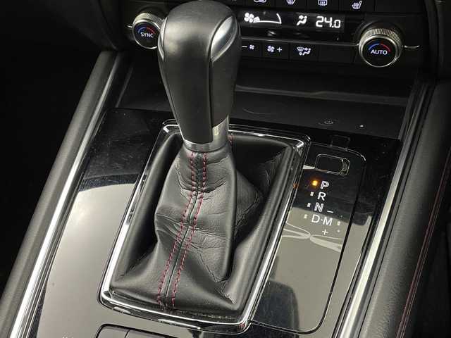 マツダ ＣＸ－８ XD ブラックトーンエディション 岐阜県 2022(令4)年 3.6万km ジェットブラックマイカ サンルーフ/BOSEプレミアムサウンド/純正ナビ/ (AM/FM/CD/DVD/Bluetooth/フルセグTV/AppleCarPlay)/全方位カメラ/衝突軽減ブレーキ/レーンキープアシスト/ブラインドスポットモニター/コーナーセンサー/アダプティブLEDヘッドライト/レーダークルーズコントロール/ヘッドアップディスプレイ/電動リアゲート/ワイヤレス充電システム/電動パーキングブレーキ/ハーフレザーシート/パワーシート/シートヒーター/ステアリングヒーター/ドライブレコーダー/ETC/純正フロアマット/純正アルミホイール