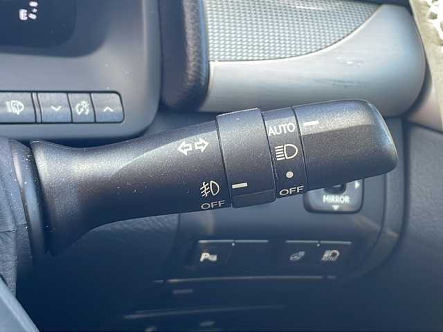 レクサス ＬＳ 460 Fスポーツ 山口県 2016(平28)年 6.3万km ブラック 純正ナビ　/　・Ｂｌｕｅｔｏｏｔｈ/　・フルセグＴＶ/　・ＵＳＢ/　・ＣＤ/ＨｅｉｇｈｔＨｉｇｈ　/レザーシート　/クルーズコントロール　/シートヒーター　/ベンチレーション　/ドライブレコーダー　/パワーシート　/メモリーシート　/純正１９インチアルミ　/ＥＴＣ/ドアレコ