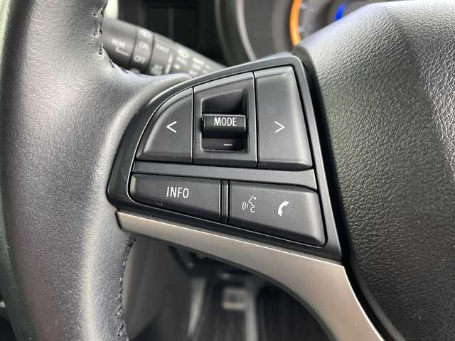 スズキ スペーシア ギア HYBRID XZ 岐阜県 2021(令3)年 3.4万km オフブルーメタリック/ガンメタリック2トーンルーフ 社外SDナビ/Bluetooth/CD/フルセグTV/USB/シートヒーター/バックカメラ/ルーフレール/LEDヘッドライト/オートライト/オートマチックハイビーム/両側パワースライドドア/追従型クルーズコントロール/レーンキープアシスト/衝突軽減ブレーキ/横滑り防止/プッシュスタート/電動格納ミラー/革巻きステアリング/ETC