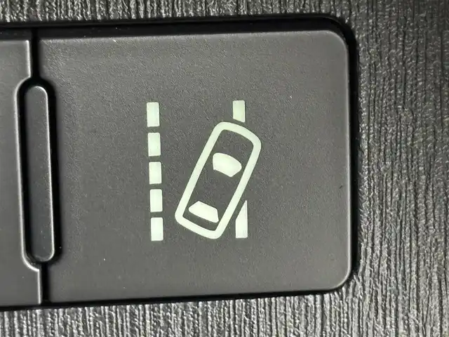 トヨタ プリウス α S 福岡県 2019(平31)年 6.9万km ダークシェリーマイカM 純正ナビ／フルセグＴＶ　/バックカメラ　/ビルトインＥＴＣ　/レーダークルーズコントロール　/レーンキープ　/オートマチックハイビーム　/プッシュスタート　/電動格納式ドアミラー　/ステアリングリモコン　/ＬＥＤライト