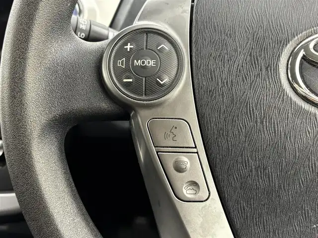 トヨタ プリウス α S 福岡県 2019(平31)年 6.9万km ダークシェリーマイカM 純正ナビ／フルセグＴＶ　/バックカメラ　/ビルトインＥＴＣ　/レーダークルーズコントロール　/レーンキープ　/オートマチックハイビーム　/プッシュスタート　/電動格納式ドアミラー　/ステアリングリモコン　/ＬＥＤライト