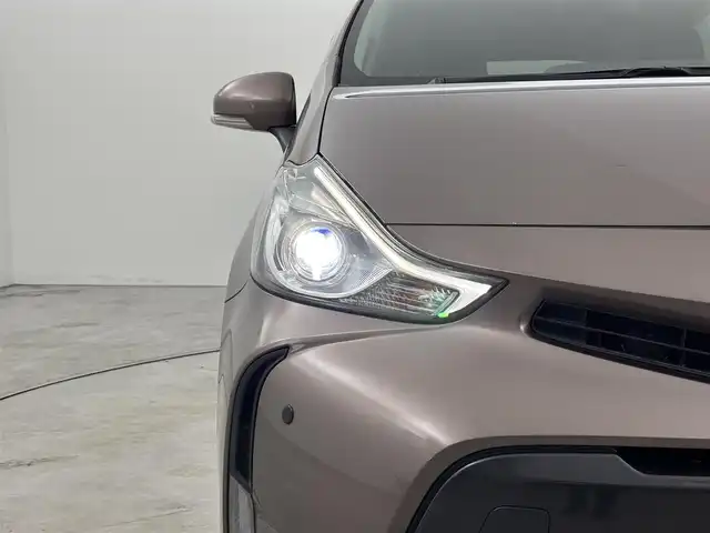 トヨタ プリウス α S 福岡県 2019(平31)年 6.9万km ダークシェリーマイカM 純正ナビ／フルセグＴＶ　/バックカメラ　/ビルトインＥＴＣ　/レーダークルーズコントロール　/レーンキープ　/オートマチックハイビーム　/プッシュスタート　/電動格納式ドアミラー　/ステアリングリモコン　/ＬＥＤライト