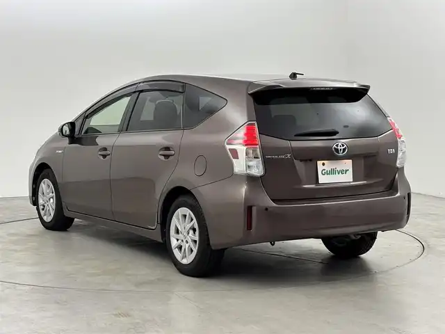 トヨタ プリウス α S 福岡県 2019(平31)年 6.9万km ダークシェリーマイカM 純正ナビ／フルセグＴＶ　/バックカメラ　/ビルトインＥＴＣ　/レーダークルーズコントロール　/レーンキープ　/オートマチックハイビーム　/プッシュスタート　/電動格納式ドアミラー　/ステアリングリモコン　/ＬＥＤライト