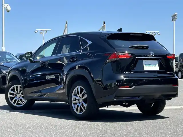 レクサス ＮＸ 300h Iパッケージ 島根県 2016(平28)年 9.1万km ブラック 純正ナビ/CD/DVD/DTV/Blu-ray/Bluetooth/USB/サイド/バックカメラ/レーダークルーズコントロール/黒合皮シート/パワーシート/シートヒーター /コーナーセンサー /LEDオートライト/ステアリングヒーター/ステアリングスイッチ/純正アルミホイール