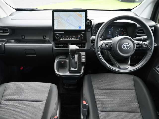 トヨタ シエンタ G 千葉県 2024(令6)年 0.2万km ダークグレー Toyota Safety Sense/・プリクラッシュセーフティ/・レーンディパーチャーアラート/・オートハイビーム/・レーダークルーズコントロール/両側パワースライドドア/10.5インチ純正コネクティッドナビ/地デジTV/【Bluetooth接続】/パノラミックビューモニター/ドライブレコーダー/ステアリングスイッチ/ETC（2.0）/LEDヘッドライト/ウインカーミラー/クリアランスソナー/スマートキー