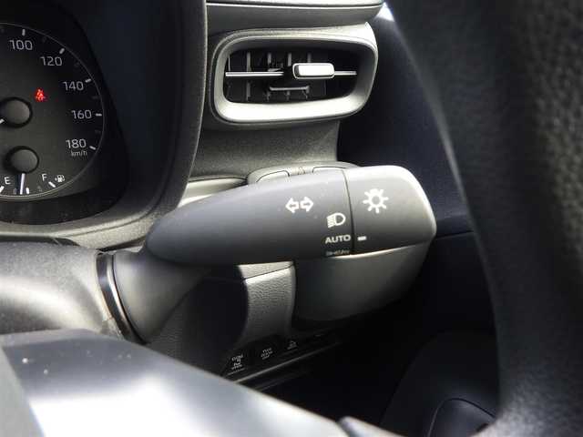 トヨタ シエンタ G 千葉県 2024(令6)年 0.2万km ダークグレー Toyota Safety Sense/・プリクラッシュセーフティ/・レーンディパーチャーアラート/・オートハイビーム/・レーダークルーズコントロール/両側パワースライドドア/10.5インチ純正コネクティッドナビ/地デジTV/【Bluetooth接続】/パノラミックビューモニター/ドライブレコーダー/ステアリングスイッチ/ETC（2.0）/LEDヘッドライト/ウインカーミラー/クリアランスソナー/スマートキー