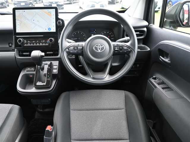 トヨタ シエンタ G 千葉県 2024(令6)年 0.2万km ダークグレー Toyota Safety Sense/・プリクラッシュセーフティ/・レーンディパーチャーアラート/・オートハイビーム/・レーダークルーズコントロール/両側パワースライドドア/10.5インチ純正コネクティッドナビ/地デジTV/【Bluetooth接続】/パノラミックビューモニター/ドライブレコーダー/ステアリングスイッチ/ETC（2.0）/LEDヘッドライト/ウインカーミラー/クリアランスソナー/スマートキー