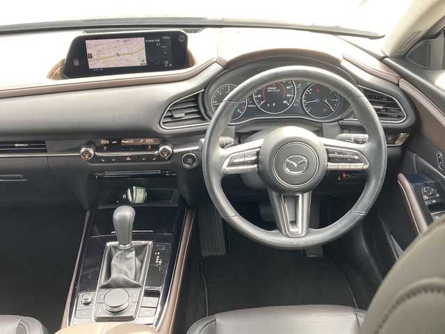 マツダ ＣＸ－３０ XD Lパッケージ 佐賀県 2021(令3)年 4.3万km マシーングレープレミアムM ワンオーナー/マツダコネクトナビ/360°カメラ/スマートブレーキサポート/レーンキープアシスト/オートハイビーム/アダプティブクルーズコントロール/ブラインドスポットモニタリング/コーナーセンサー/電動パーキングブレーキ/オートブレーキホールド/レザーシート/メモリパワーシート/シートヒーター/ステアリングヒーター/ステアリングリモコン/パワーバックドア/ドライブレコーダー/プッシュスタート/スマートキー/LEDヘッドライト/純正アルミホイール