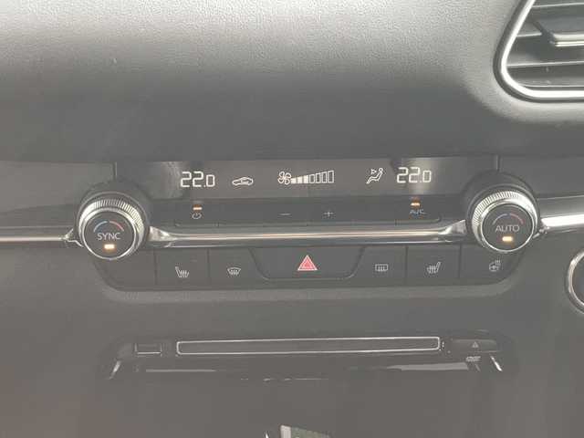 マツダ ＣＸ－３０ XD Lパッケージ 佐賀県 2021(令3)年 4.3万km マシーングレープレミアムM ワンオーナー/マツダコネクトナビ/360°カメラ/スマートブレーキサポート/レーンキープアシスト/オートハイビーム/アダプティブクルーズコントロール/ブラインドスポットモニタリング/コーナーセンサー/電動パーキングブレーキ/オートブレーキホールド/レザーシート/メモリパワーシート/シートヒーター/ステアリングヒーター/ステアリングリモコン/パワーバックドア/ドライブレコーダー/プッシュスタート/スマートキー/LEDヘッドライト/純正アルミホイール