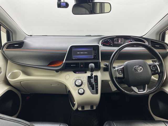 トヨタ シエンタ G 群馬県 2017(平29)年 8.3万km ブラックマイカ モデリスタエアロ　ナビ　バックカメラ　両側電動スライドドア　衝突被害軽減ブレーキ　プリクラッシュセーフティ　レーンキープアシスト　オートハイビーム　フォグ　フルセグＴＶ　スマートキー　　禁煙車