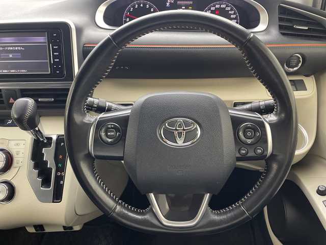 トヨタ シエンタ G 群馬県 2017(平29)年 8.3万km ブラックマイカ モデリスタエアロ　ナビ　バックカメラ　両側電動スライドドア　衝突被害軽減ブレーキ　プリクラッシュセーフティ　レーンキープアシスト　オートハイビーム　フォグ　フルセグＴＶ　スマートキー　　禁煙車