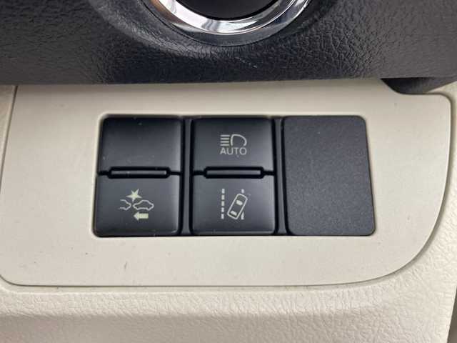 トヨタ シエンタ G 群馬県 2017(平29)年 8.3万km ブラックマイカ モデリスタエアロ　ナビ　バックカメラ　両側電動スライドドア　衝突被害軽減ブレーキ　プリクラッシュセーフティ　レーンキープアシスト　オートハイビーム　フォグ　フルセグＴＶ　スマートキー　　禁煙車