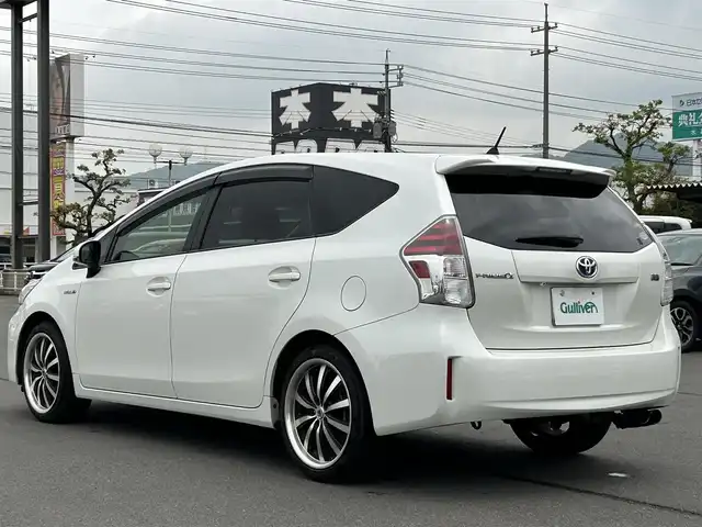 トヨタ プリウス α S 岡山県 2016(平28)年 4.9万km ホワイトパールクリスタルシャイン ETC /Bluetooth /横滑り防止装置　/ABS　/AAC　/USB入力端子　/バックカメラ　/パワーウィンドウ　/パワーステアリング　/オートライト　/ワンセグTV　/社外アルミホイール　/ダブルエアバック
