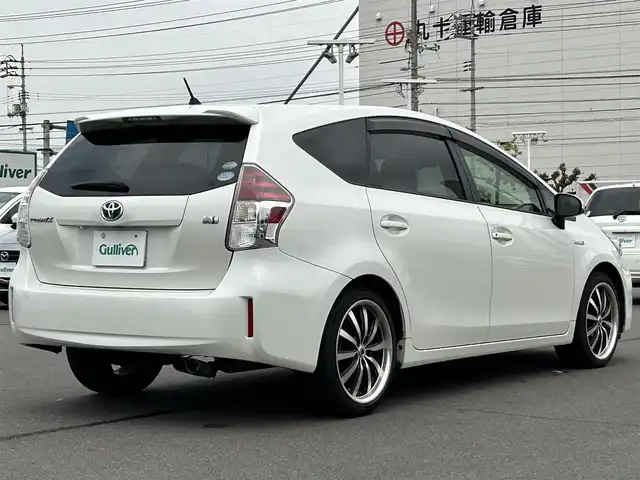 トヨタ プリウス α S 岡山県 2016(平28)年 4.9万km ホワイトパールクリスタルシャイン ETC /Bluetooth /横滑り防止装置　/ABS　/AAC　/USB入力端子　/バックカメラ　/パワーウィンドウ　/パワーステアリング　/オートライト　/ワンセグTV　/社外アルミホイール　/ダブルエアバック