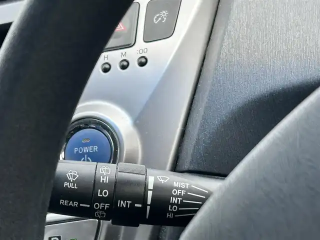 トヨタ プリウス α S 岡山県 2016(平28)年 4.9万km ホワイトパールクリスタルシャイン ETC /Bluetooth /横滑り防止装置　/ABS　/AAC　/USB入力端子　/バックカメラ　/パワーウィンドウ　/パワーステアリング　/オートライト　/ワンセグTV　/社外アルミホイール　/ダブルエアバック