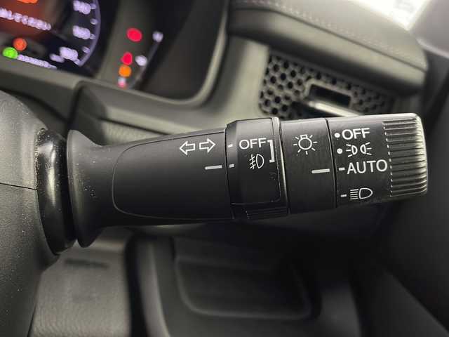 ホンダ ステップワゴン スパーダ 栃木県 2022(令4)年 3.3万km プラチナホワイトパール ワンオーナー/純正9型ナビ/FM/AM/DVD/CD/フルセグTV/BT/SD/USB/アラウンドビューモニター/純正フリップダウンモニター/ブラインドスポットモニター/レーダークルーズコントロール/パドルシフト/両側パワースライドドア/アイドリングストップ/プッシュスタート/オットマン/クリアランスソナー/フォグランプ/レーンキープアシスト/パワーゲート/社外ドラレコ/純正フロアマット/保証書、取扱説明書/記録簿/スマートキー/スペアキー