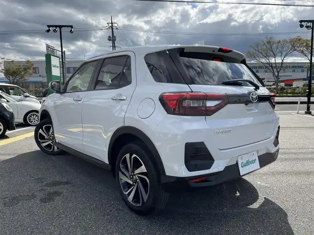 トヨタ ライズ Z 鳥取県 2025(令7)年 0.1千km シャイニングホワイトパール 登録済未使用車/純正9インチDPオーディオ/フルセグ/BT/HDMI/USB/パノラミックビューモニター・ETC/前席シートヒーター/スマートアシスト/レーダークルーズコントロール/レーンキープアシスト/LEDヘットライト/純正17インチアルミホイール/プッシュエンジンスタート/アイドリングストップ/フロアマット/取扱説明書