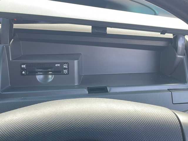 トヨタ エスティマ アエラス 20thアニバーサリー 三重県 2012(平24)年 9.6万km ボルドーマイカメタリック 禁煙/純正ナビ/サンルーフ/純正後席モニター/バックカメラ/ETC/コーナーセンサー/ハーフレザーシート/両側パワースライドドア/クルーズコントロール/オットマン/ウッドコンピステア/ステアスイッチ/LEDオートライト/電動格納ミラー