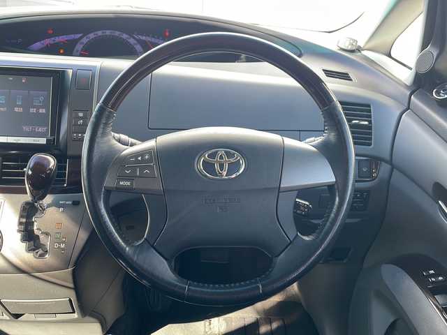 トヨタ エスティマ アエラス 20thアニバーサリー 三重県 2012(平24)年 9.6万km ボルドーマイカメタリック 禁煙/純正ナビ/サンルーフ/純正後席モニター/バックカメラ/ETC/コーナーセンサー/ハーフレザーシート/両側パワースライドドア/クルーズコントロール/オットマン/ウッドコンピステア/ステアスイッチ/LEDオートライト/電動格納ミラー