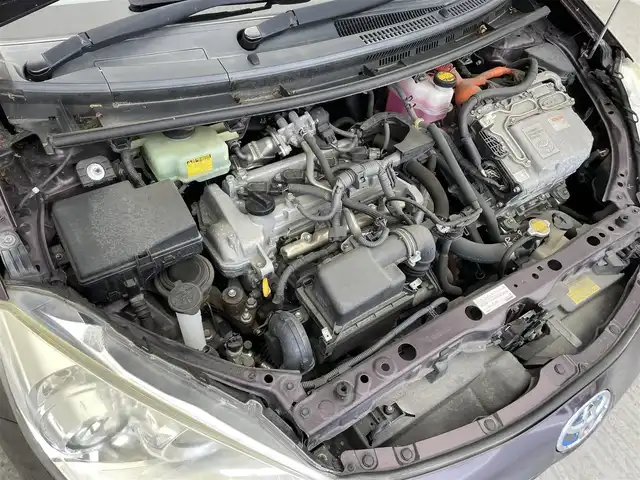 トヨタ アクア S 滋賀県 2014(平26)年 9.2万km ディープアメジストマイカメタリック 禁煙車/純正ナビ/（ＴＶ・ＣＤ・Ｂｌｕｅｔｏｏｔｈ・ＡＵＸ）/バックカメラ/プッシュスタート/ステアリングスイッチ/電動格納ミラー/ＥＴＣ/スペアキー/オートライト/純正フロアマット/パワーウィンドウ/横滑り防止装置
