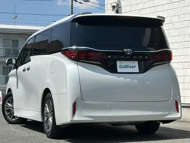 トヨタ アルファード Z 埼玉県 2024(令6)年 0.7万km プラチナホワイトパールマイカ ワンオーナー/トヨタ純正14インチコネクティッドナビ/フルセグ/BT/Miracast/HDMI/AM/FM/パノラミックビューモニター/左右独立ムーンルーフ/ユニバーサルステップ/13インチ有機EL後席モニター/デジタルインナーミラー/AC100V/置くだけ充電/ビルトインETC2.0/前後ドライブレコーダー/両側パワースライドドア/パワーバックドア/PCS/RSA/LDA/ACC/PKSB/BSM/RCTA/LEDオートライト/フォグランプ/オートハイビーム/ウッドコンビステアリング/ステアリングスイッチ/ステアリングヒーター/エア-シート/シートヒーター/メモリ付きパワーシート/nanoe/純正フロアマット/スマートキー/プッシュスタート