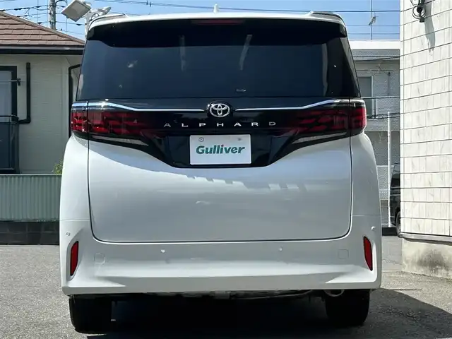 トヨタ アルファード Z 埼玉県 2024(令6)年 0.7万km プラチナホワイトパールマイカ ワンオーナー/トヨタ純正14インチコネクティッドナビ/フルセグ/BT/Miracast/HDMI/AM/FM/パノラミックビューモニター/左右独立ムーンルーフ/ユニバーサルステップ/13インチ有機EL後席モニター/デジタルインナーミラー/AC100V/置くだけ充電/ビルトインETC2.0/前後ドライブレコーダー/両側パワースライドドア/パワーバックドア/PCS/RSA/LDA/ACC/PKSB/BSM/RCTA/LEDオートライト/フォグランプ/オートハイビーム/ウッドコンビステアリング/ステアリングスイッチ/ステアリングヒーター/エア-シート/シートヒーター/メモリ付きパワーシート/nanoe/純正フロアマット/スマートキー/プッシュスタート