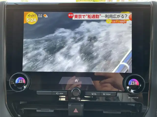 トヨタ アルファード Z 埼玉県 2024(令6)年 0.7万km プラチナホワイトパールマイカ ワンオーナー/トヨタ純正14インチコネクティッドナビ/フルセグ/BT/Miracast/HDMI/AM/FM/パノラミックビューモニター/左右独立ムーンルーフ/ユニバーサルステップ/13インチ有機EL後席モニター/デジタルインナーミラー/AC100V/置くだけ充電/ビルトインETC2.0/前後ドライブレコーダー/両側パワースライドドア/パワーバックドア/PCS/RSA/LDA/ACC/PKSB/BSM/RCTA/LEDオートライト/フォグランプ/オートハイビーム/ウッドコンビステアリング/ステアリングスイッチ/ステアリングヒーター/エア-シート/シートヒーター/メモリ付きパワーシート/nanoe/純正フロアマット/スマートキー/プッシュスタート