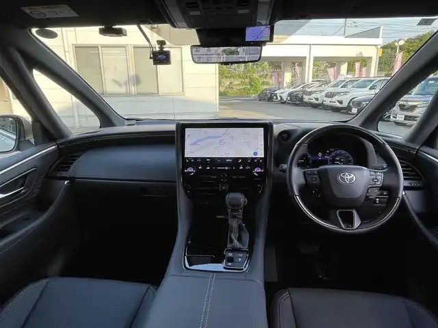 トヨタ アルファード Z 埼玉県 2024(令6)年 0.7万km プラチナホワイトパールマイカ ワンオーナー/トヨタ純正14インチコネクティッドナビ/フルセグ/BT/Miracast/HDMI/AM/FM/パノラミックビューモニター/左右独立ムーンルーフ/ユニバーサルステップ/13インチ有機EL後席モニター/デジタルインナーミラー/AC100V/置くだけ充電/ビルトインETC2.0/前後ドライブレコーダー/両側パワースライドドア/パワーバックドア/PCS/RSA/LDA/ACC/PKSB/BSM/RCTA/LEDオートライト/フォグランプ/オートハイビーム/ウッドコンビステアリング/ステアリングスイッチ/ステアリングヒーター/エア-シート/シートヒーター/メモリ付きパワーシート/nanoe/純正フロアマット/スマートキー/プッシュスタート