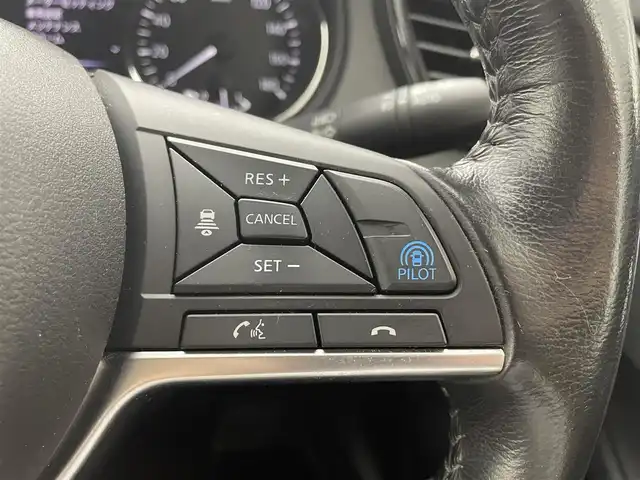日産 エクストレイル 20Xi 福井県 2018(平30)年 4.3万km ダークメタルグレー プロパイロット/・衝突軽減ブレーキ/・クルーズコントロール/・後側方支援システム/純正9型ナビ/【AM/FM/CD/DVD/フルセグ/Bluetooth】/アラウンドビューモニター/ETC/デジタルインナーミラー/パワーバックドア/革巻きハンドルノブ/サイドヒーターミラー/オートライト/LEDヘッドライド/フォグライド/電格ウインカーミラー/純正18インチアルミ