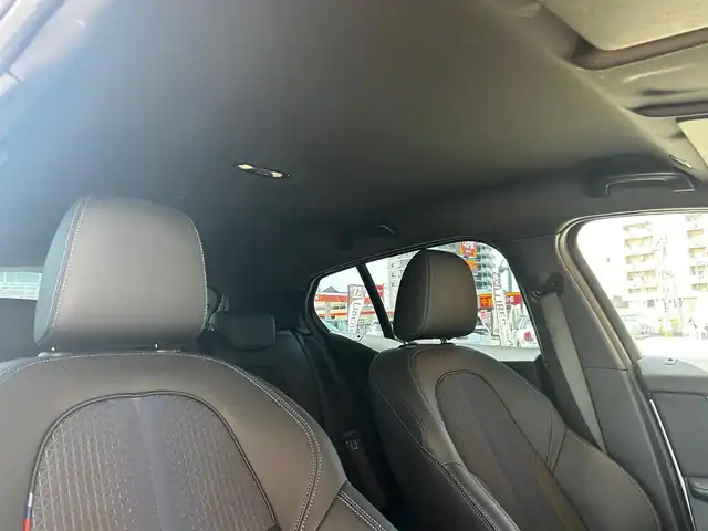 ＢＭＷ １１８ｄ Mスポーツ EDジョイ+ 富山県 2020(令2)年 1.4万km 白 HDDナビ/Bluetooth接続/AM/FMラジオ/App-conect/MirrorLink/バックカメラ/D席メモリ付きパワーシート/アイドリングストップ/パワーバックドア/純正前後ドラレコ/ACC/ETC/ワイヤレス充電/プッシュスタート/アドブルー/パークアシスト/横滑り防止/コーナーセンサー/純正18インチAW